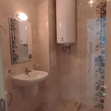 Dom-el Real 3 - Amerikana Apartment Sweti Wlas