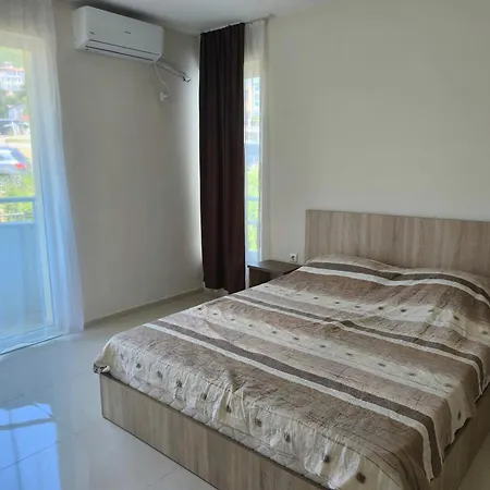 Apartment Dom-el Real 3 - Amerikana