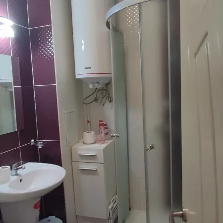 Dom-el Real 3 - Amerikana Apartment Sweti Wlas